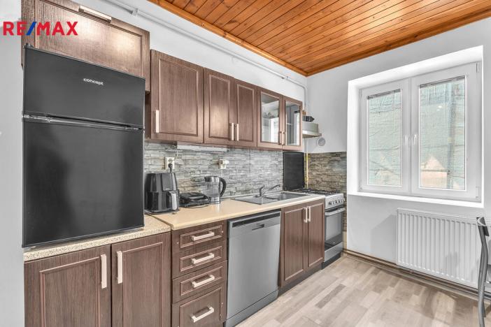 Prodej bytu 2+1, Hostinné, Náměstí, 70 m2