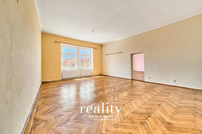 Pronájem bytu 3+1, Znojmo, Horní náměstí, 120 m2