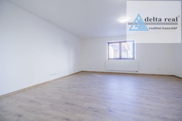 Prodej bytu 2+kk, Šumperk, Jesenická, 60 m2