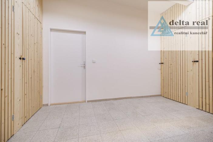 Prodej bytu 2+kk, Šumperk, Jesenická, 60 m2