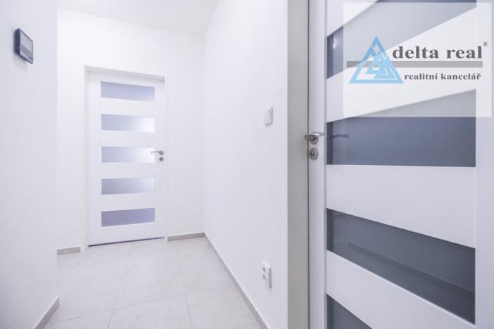 Prodej bytu 2+kk, Šumperk, Jesenická, 51 m2