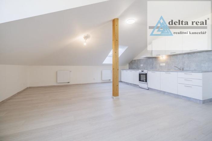 Prodej bytu 2+kk, Šumperk, Jesenická, 71 m2