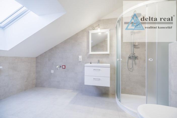 Prodej bytu 2+kk, Šumperk, Jesenická, 71 m2