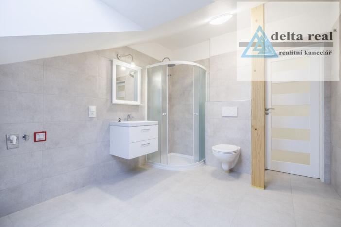 Prodej bytu 2+kk, Šumperk, Jesenická, 71 m2