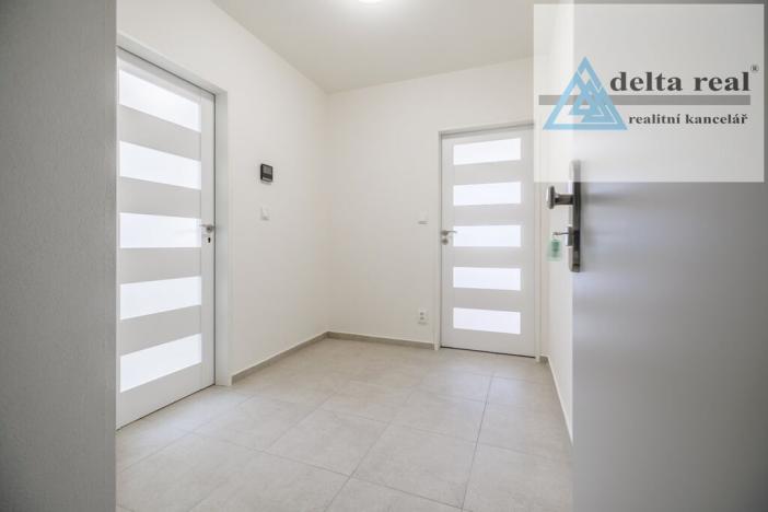 Prodej bytu 2+kk, Šumperk, Jesenická, 71 m2