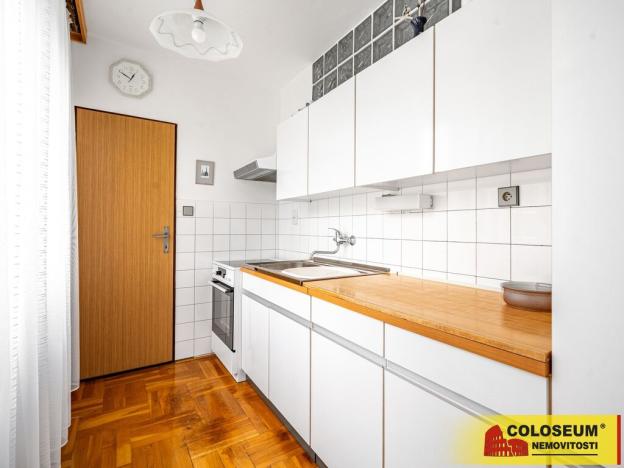 Prodej rodinného domu, Otinoves, 182 m2