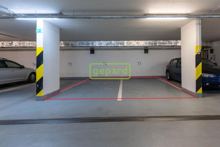 Prodej garážového stání, Praha - Hostivař, náměstí Přátelství, 25 m2