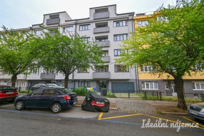 Pronájem bytu 2+kk, Brno, Přadlácká, 56 m2