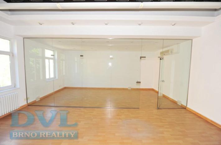 Pronájem kanceláře, Brno, Čechyňská, 150 m2