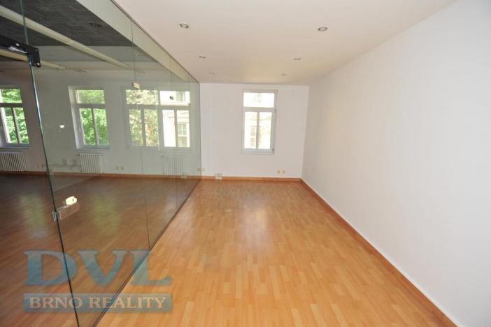 Pronájem kanceláře, Brno, Čechyňská, 150 m2