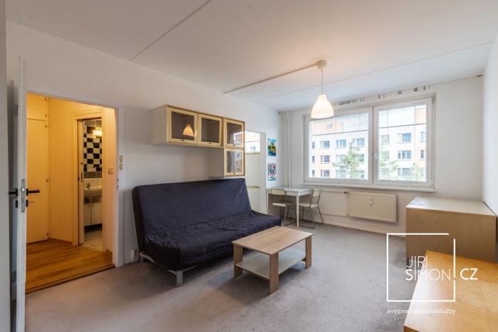 Pronájem bytu 1+kk, Praha - Hostivař, Chudenická, 30 m2