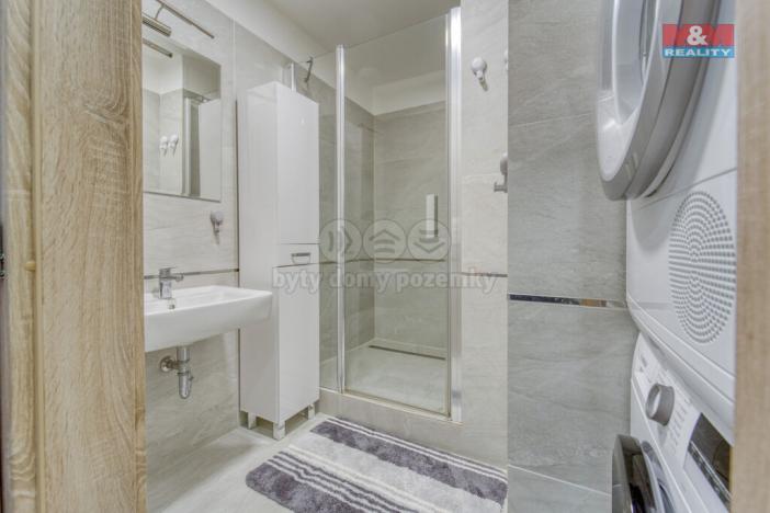 Prodej bytu 3+kk, Plzeň - Skvrňany, Macháčkova, 51 m2