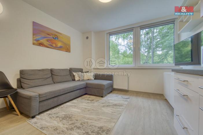 Prodej bytu 3+kk, Plzeň - Skvrňany, Macháčkova, 51 m2