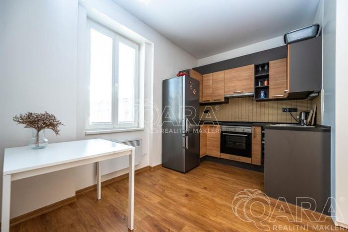 Pronájem bytu 1+1, Praha, 45 m2