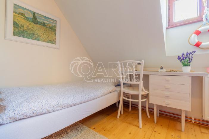 Prodej vícegeneračního domu, Paračov, 388 m2