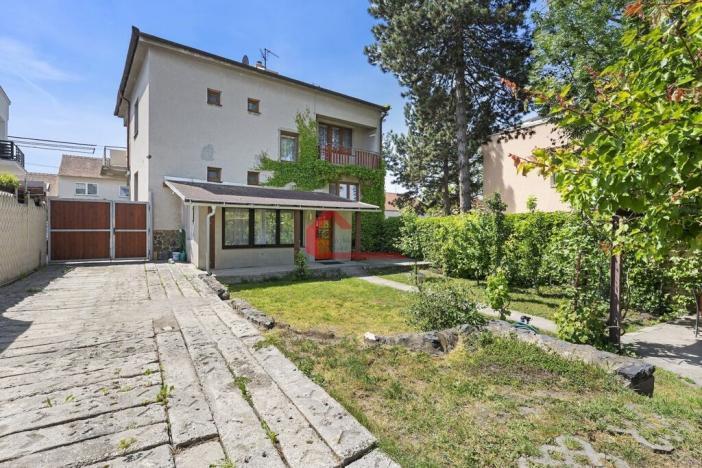 Prodej rodinného domu, Velké Bílovice, Mírová, 290 m2