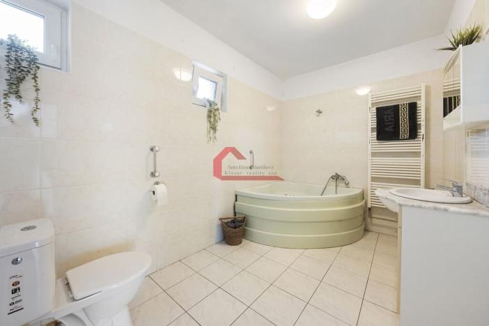 Prodej rodinného domu, Velké Bílovice, Mírová, 290 m2