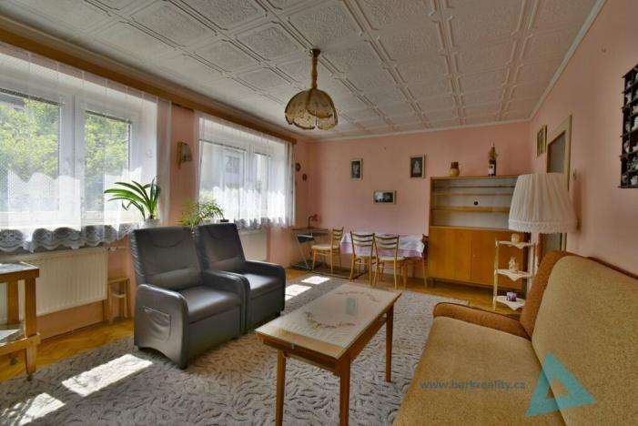 Prodej rodinného domu, Pecka, 134 m2