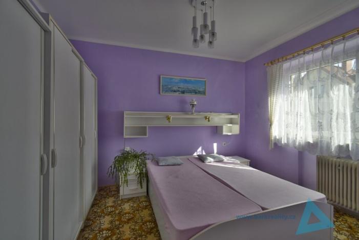 Prodej rodinného domu, Pecka, 134 m2