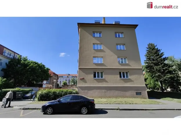 Pronájem garáže, Praha - Vokovice, K lánu, 18 m2