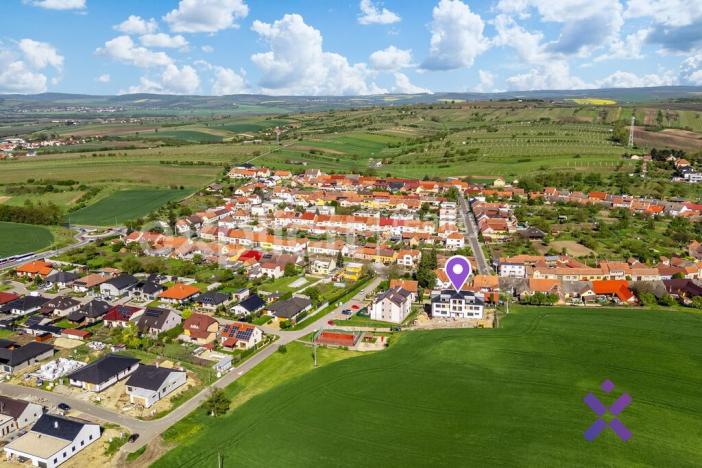 Prodej bytu 2+kk, Hovorany, 48 m2