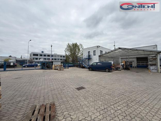 Pronájem skladu, Praha - Hostivař, Radiová, 3922 m2