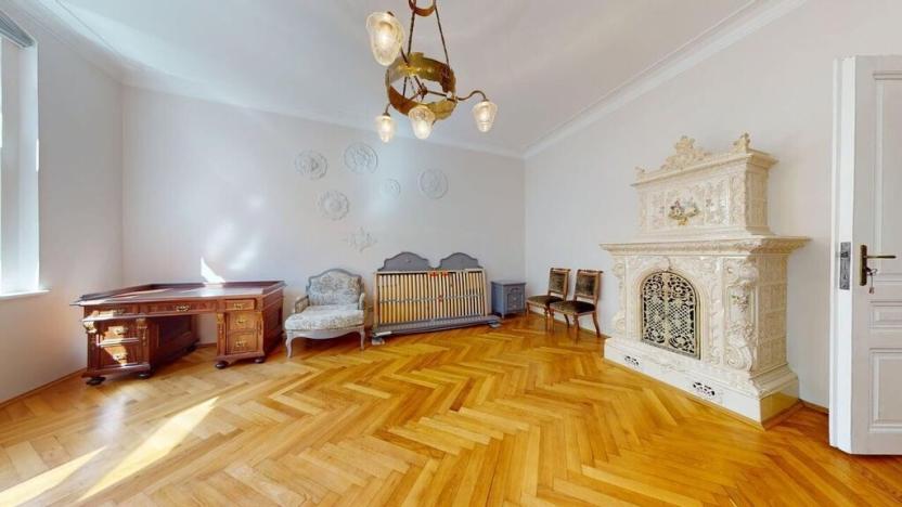 Prodej bytu 2+kk, Karlovy Vary, Svahová, 77 m2