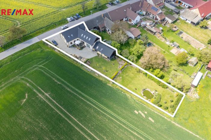 Prodej rodinného domu, Oponešice, 280 m2