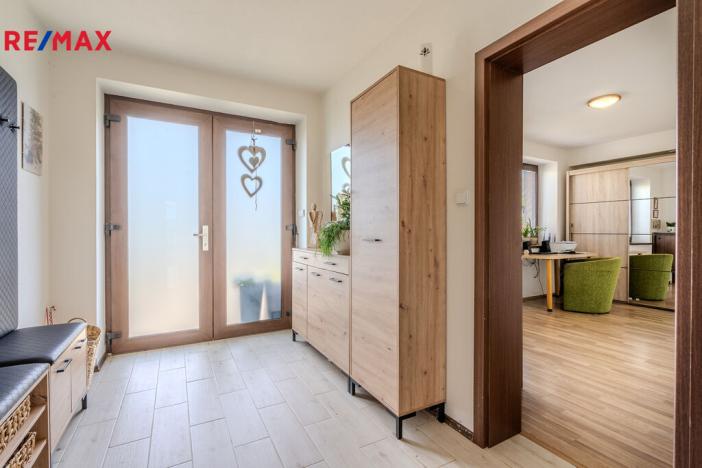 Prodej rodinného domu, Oponešice, 280 m2