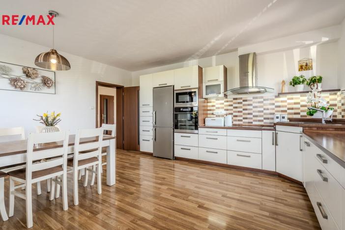 Prodej rodinného domu, Oponešice, 280 m2