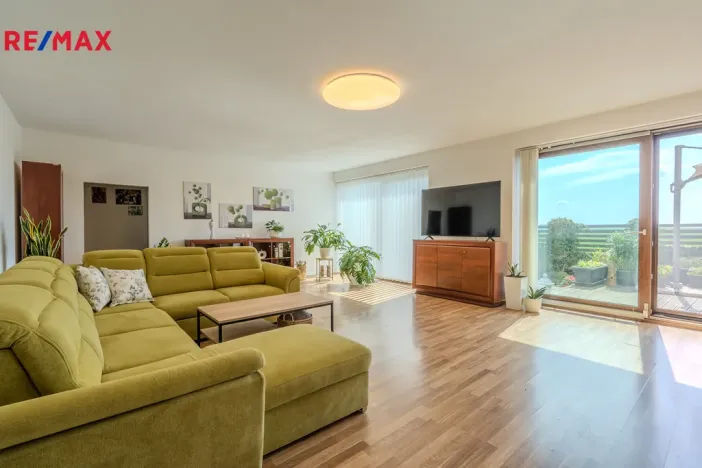 Prodej rodinného domu, Oponešice, 280 m2