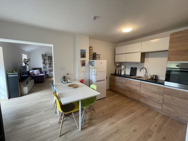 Prodej bytu 2+kk, Pletený Újezd, 9. května, 62 m2