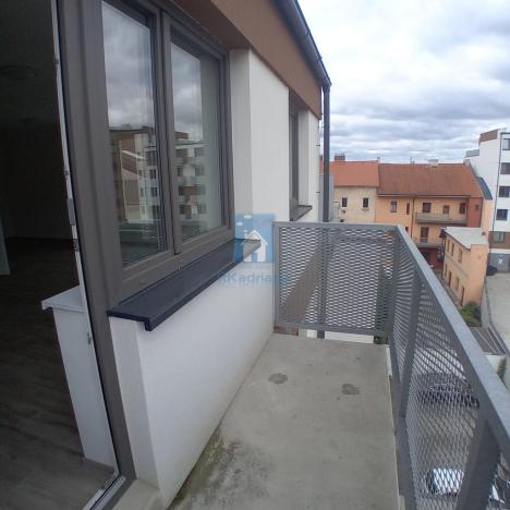 Pronájem bytu 1+kk, Plzeň, Rejskova, 71 m2