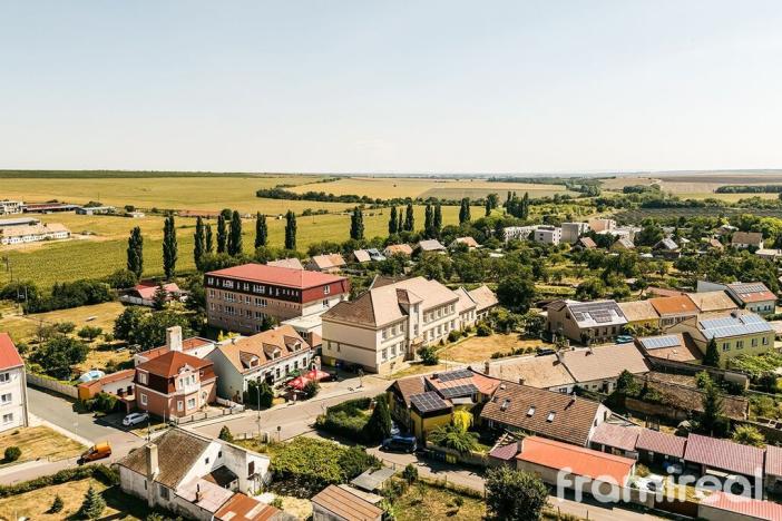 Prodej restaurace, Šatov, 340 m2