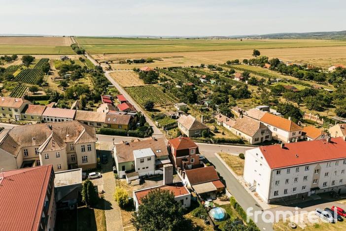 Prodej restaurace, Šatov, 340 m2