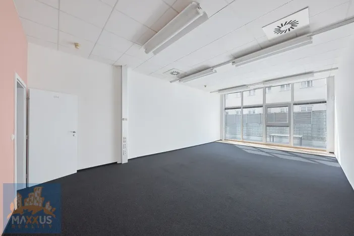 Pronájem kanceláře, Praha - Nové Město, Krakovská, 300 m2