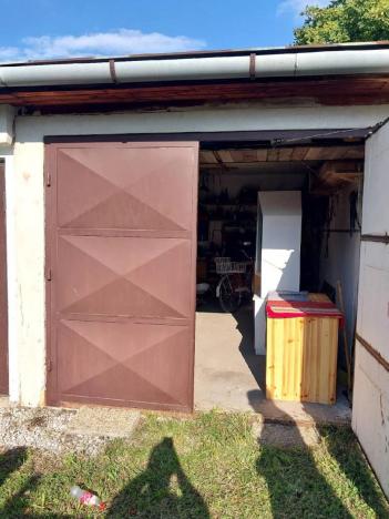 Pronájem garáže, Kopřivnice, Husova, 19 m2