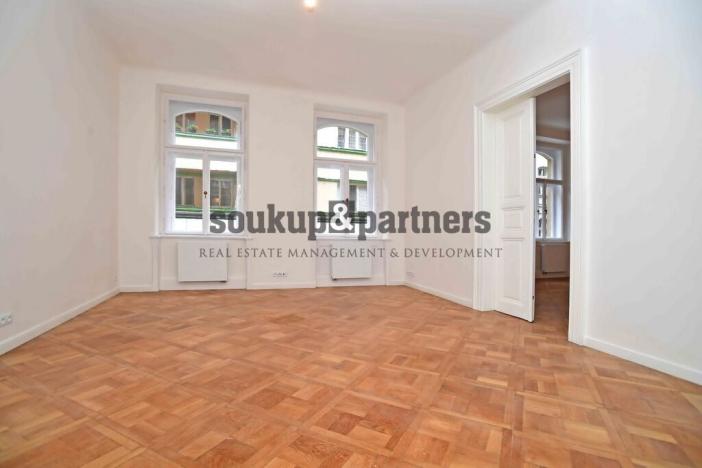 Pronájem bytu 3+1, Praha - Nové Město, Navrátilova, 97 m2