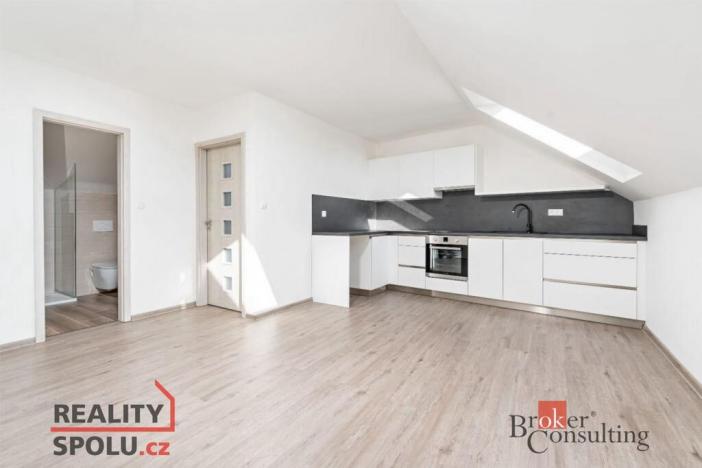 Pronájem bytu 2+kk, Chrást, Dlouhá, 39 m2