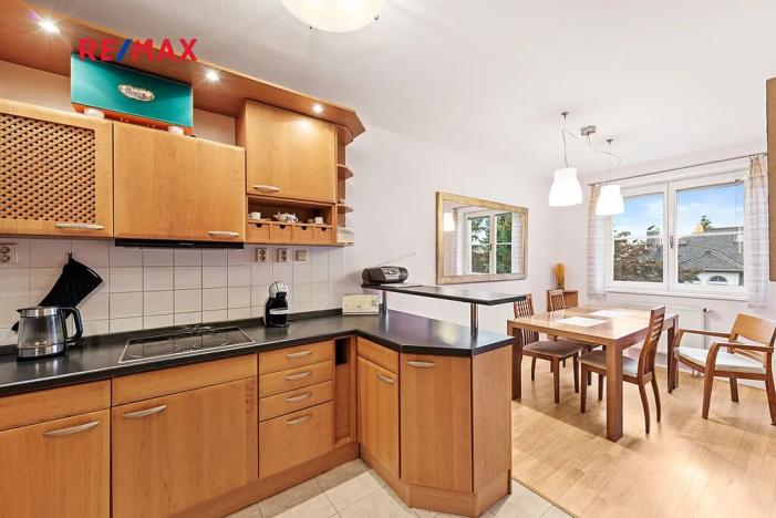 Prodej bytu 3+1, Praha - Libuš, V rohu, 107 m2