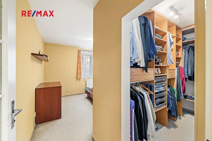 Prodej bytu 3+1, Praha - Libuš, V rohu, 107 m2