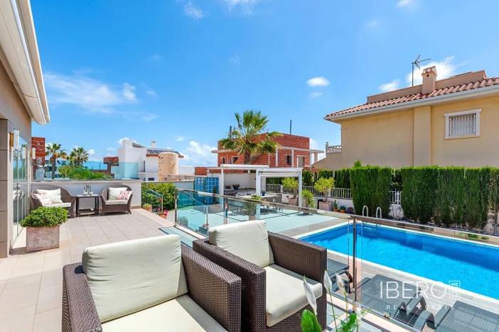 Prodej rodinného domu, Rojales, Španělsko, Sendero Ciudad Quesada a Rojales, 174 m2