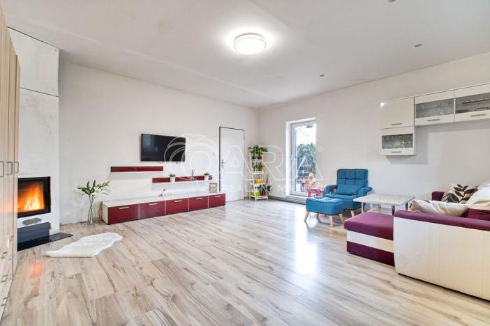 Prodej obchodního prostoru, Kunín, 130 m2