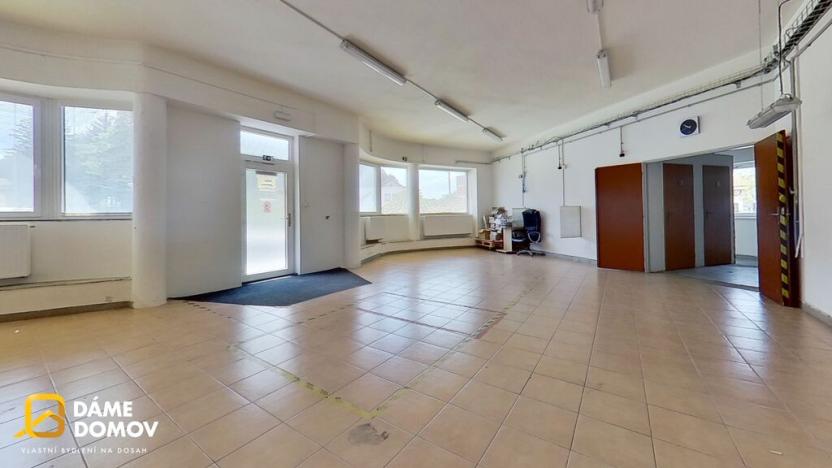 Pronájem obchodního prostoru, Bojkovice, 99 m2