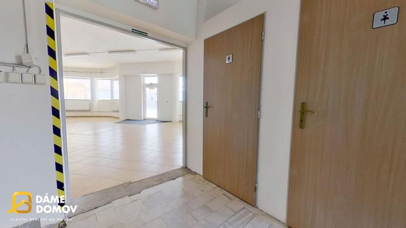 Pronájem obchodního prostoru, Bojkovice, 99 m2