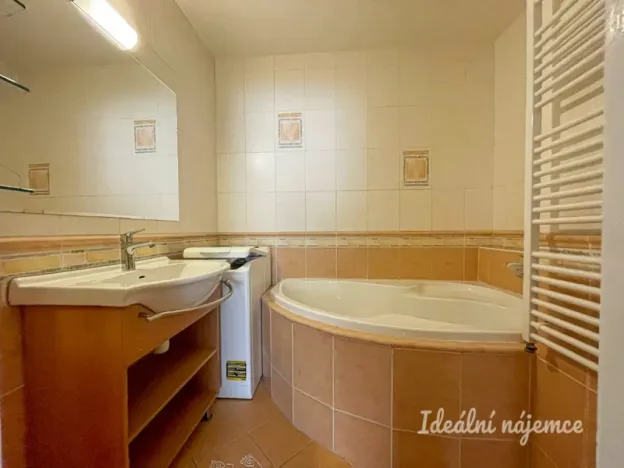 Pronájem bytu 3+1, Brno, Kuršova, 79 m2