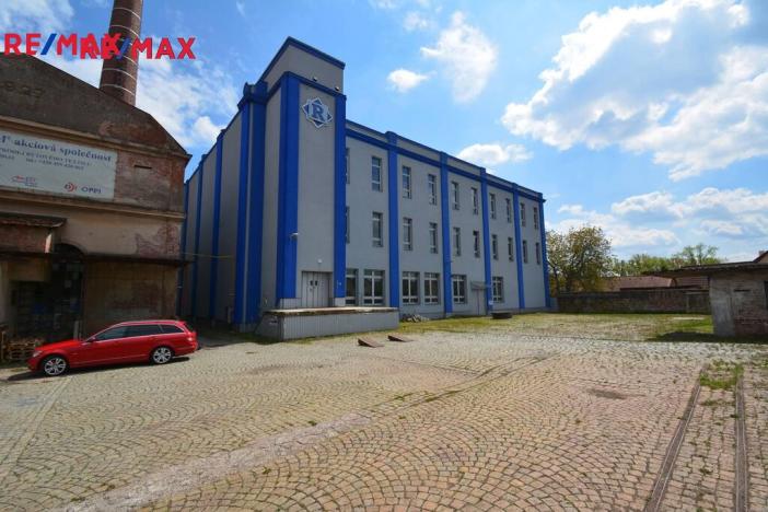 Pronájem výrobních prostor, Černožice, Sehnoutkova, 1422 m2