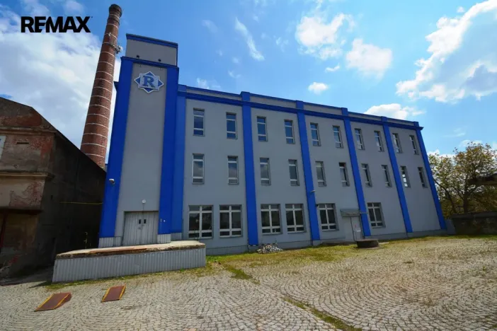 Pronájem výrobních prostor, Černožice, Sehnoutkova, 1422 m2