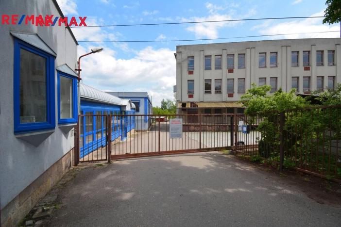 Pronájem skladu, Černožice, Sehnoutkova, 2756 m2