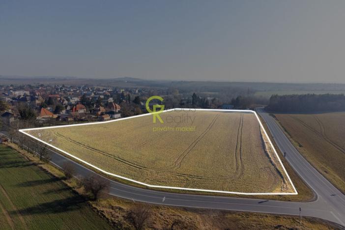 Prodej pozemku pro bydlení, Plaňany, Husova, 23591 m2